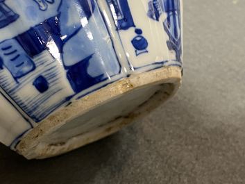 A ribbed Chinese blue and white teapot and cover, Kangxi
